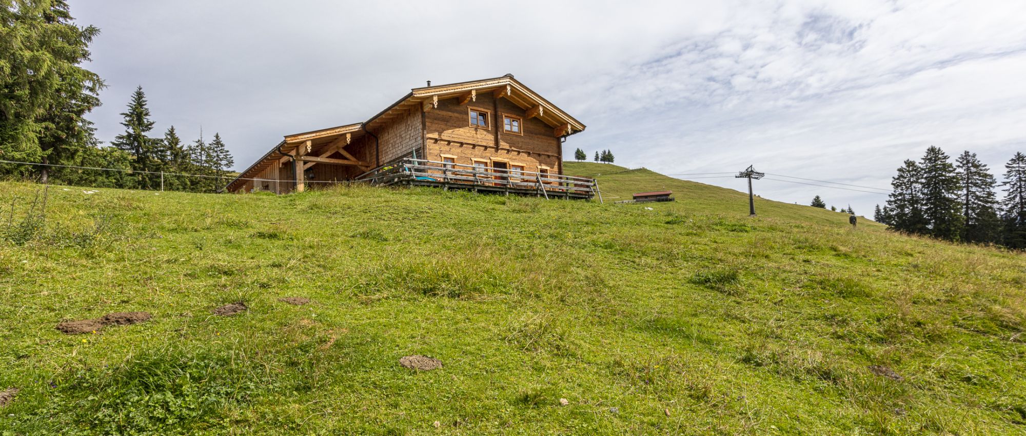 Almhütte direkt an der Skipiste